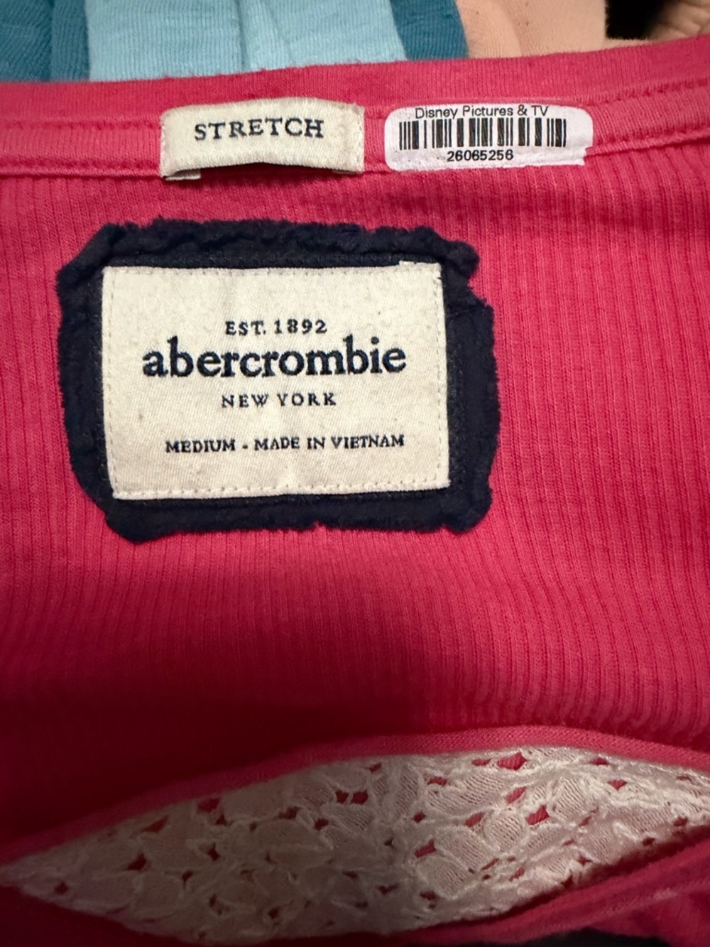 Abercrombie & Fitch Hot Pink Ribbed V-Neck Tank with Lace Trim - Picture 3 of 3